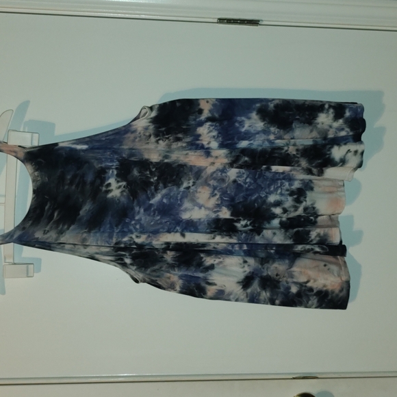 Torrid Size 0 tank top - Picture 2 of 4